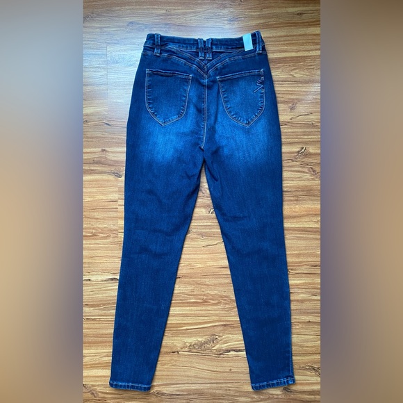 Secrets Women’s High Rise Skinny Jeans size 29 - Picture 6 of 12